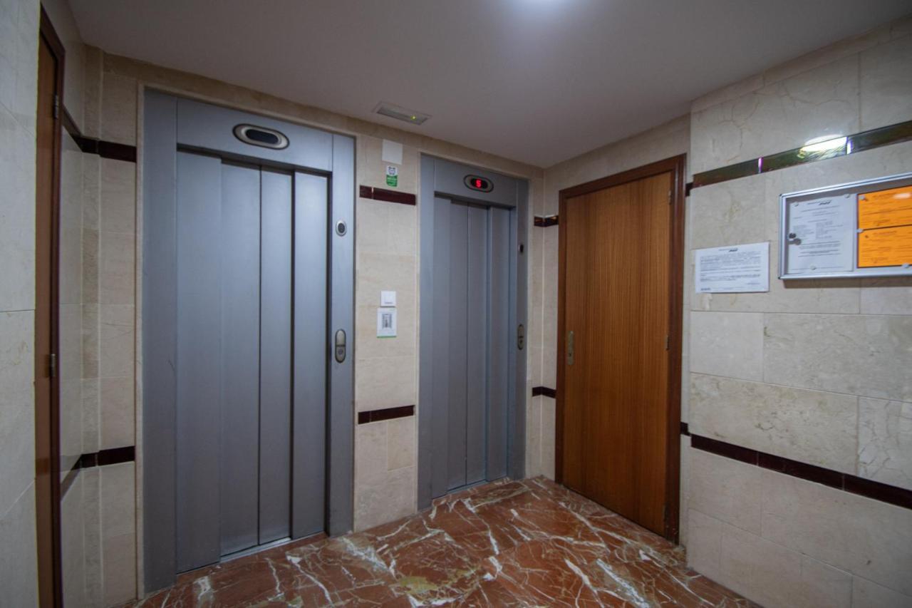 Apartamento El Pentagrama De Cádiz Exteriör bild